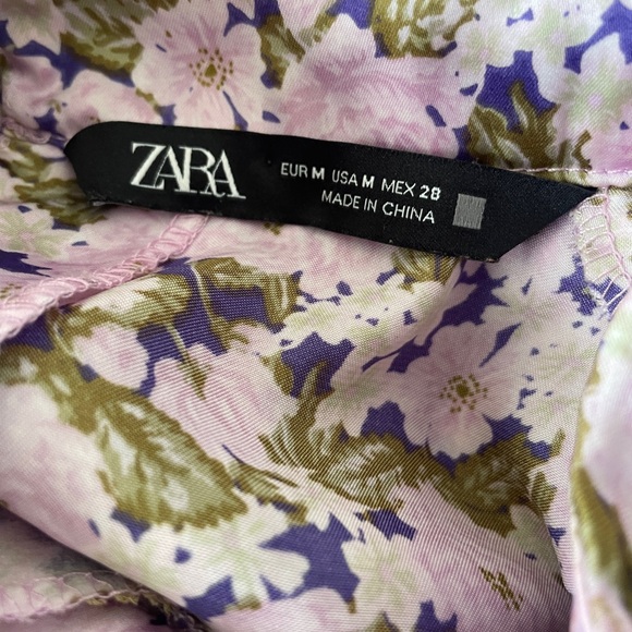 Zara Floral Turtleneck Long Sleeve - Picture 4 of 4